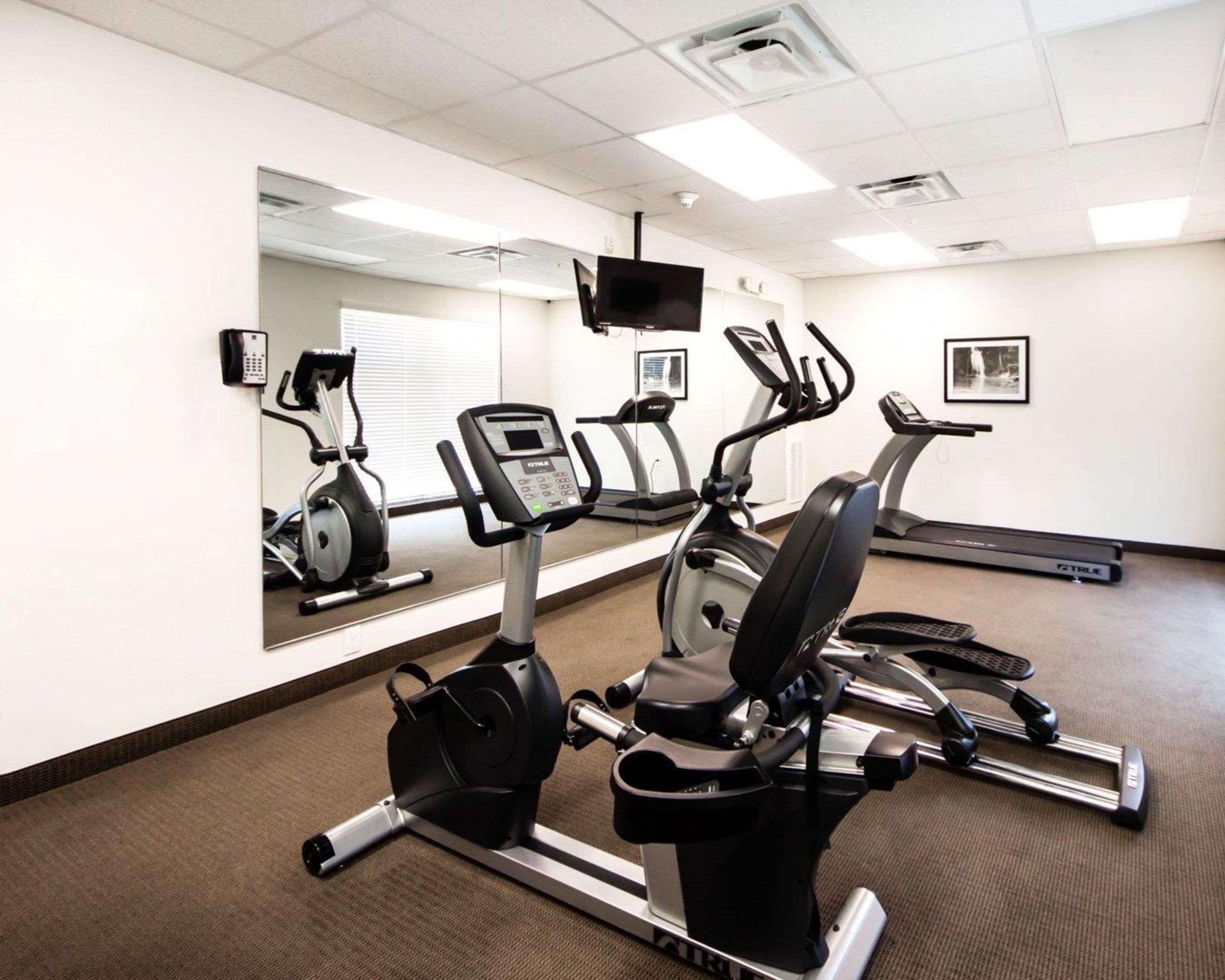 Sleep Inn & Suites Hennessey North Bagian luar foto