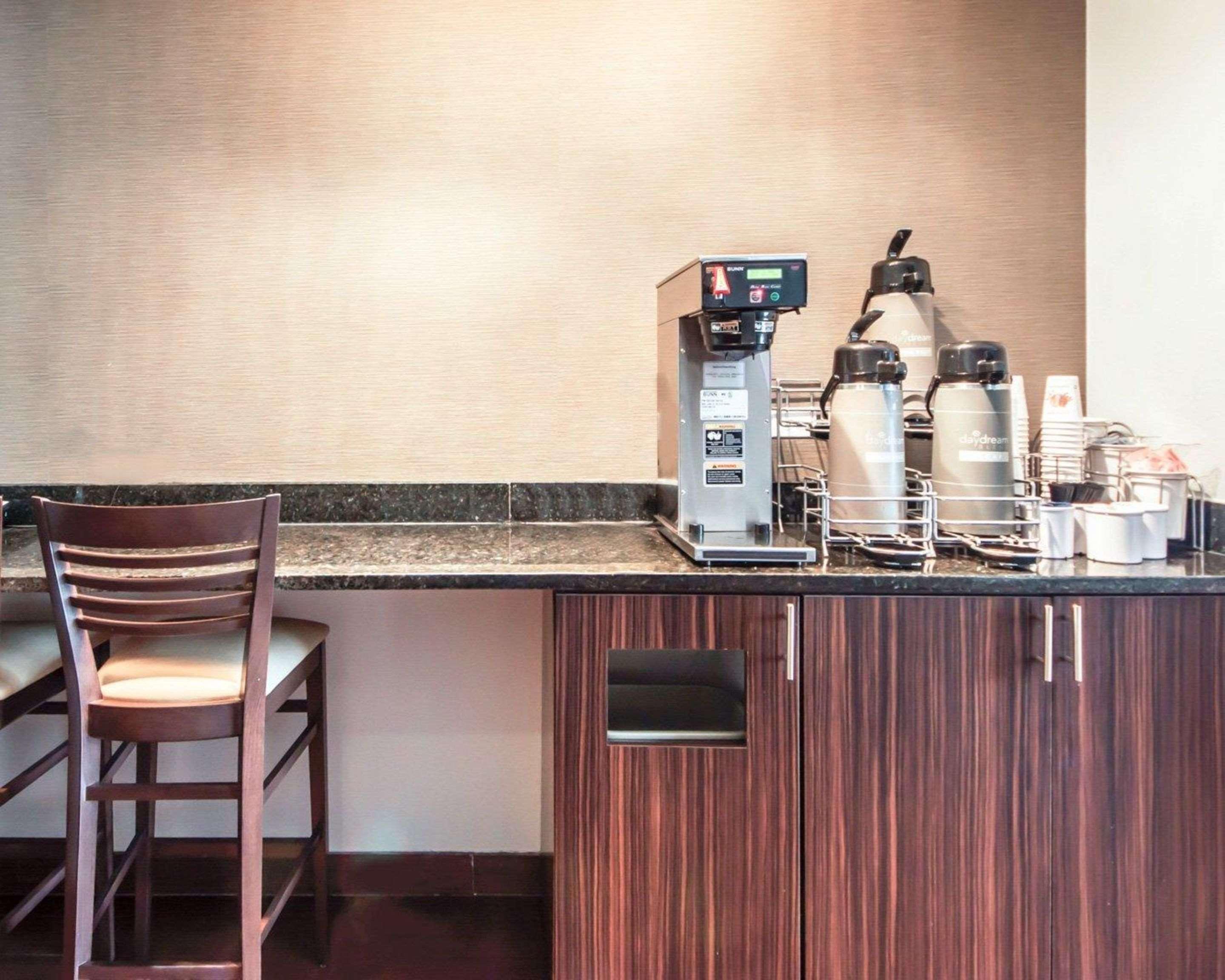 Sleep Inn & Suites Hennessey North Bagian luar foto