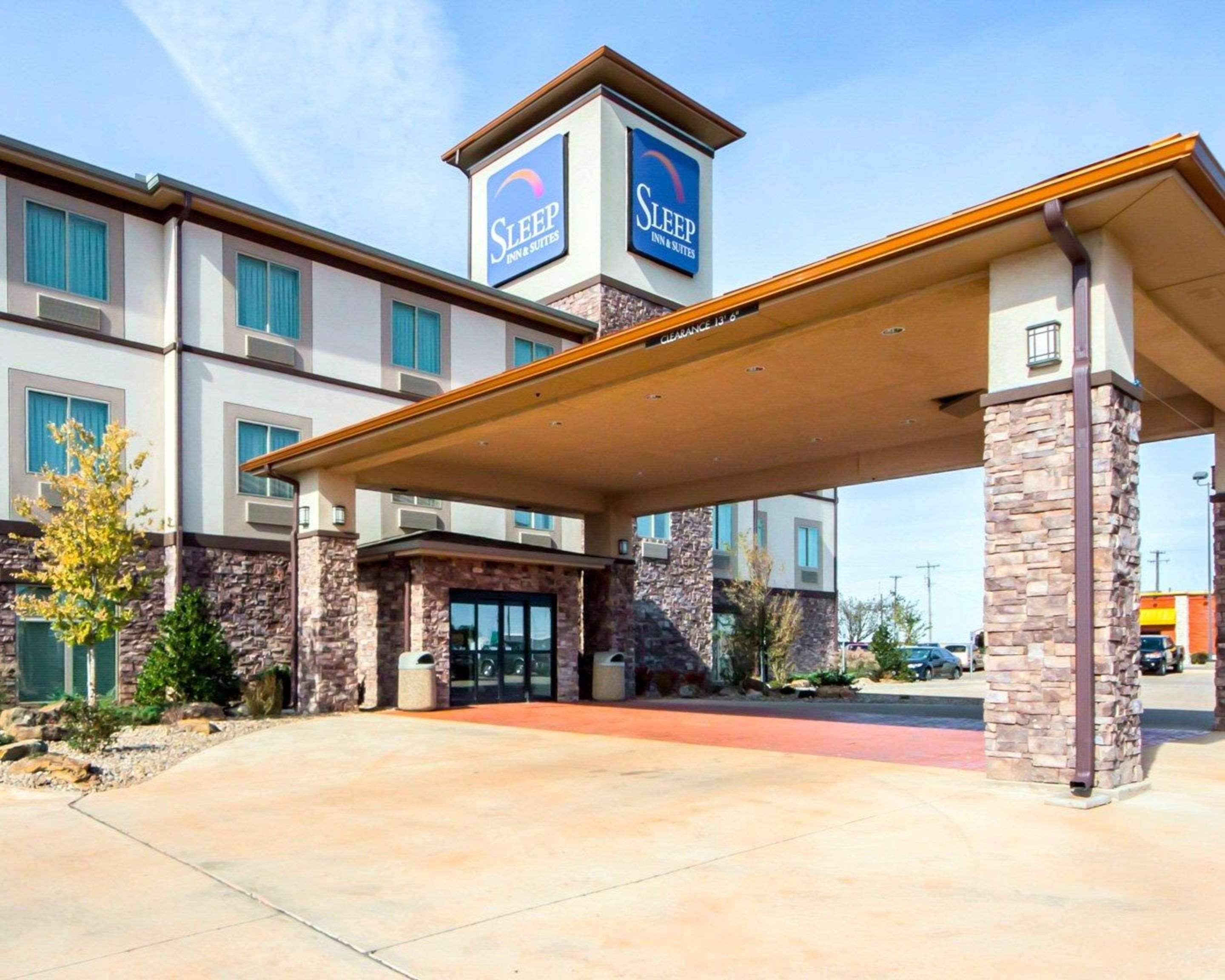 Sleep Inn & Suites Hennessey North Bagian luar foto