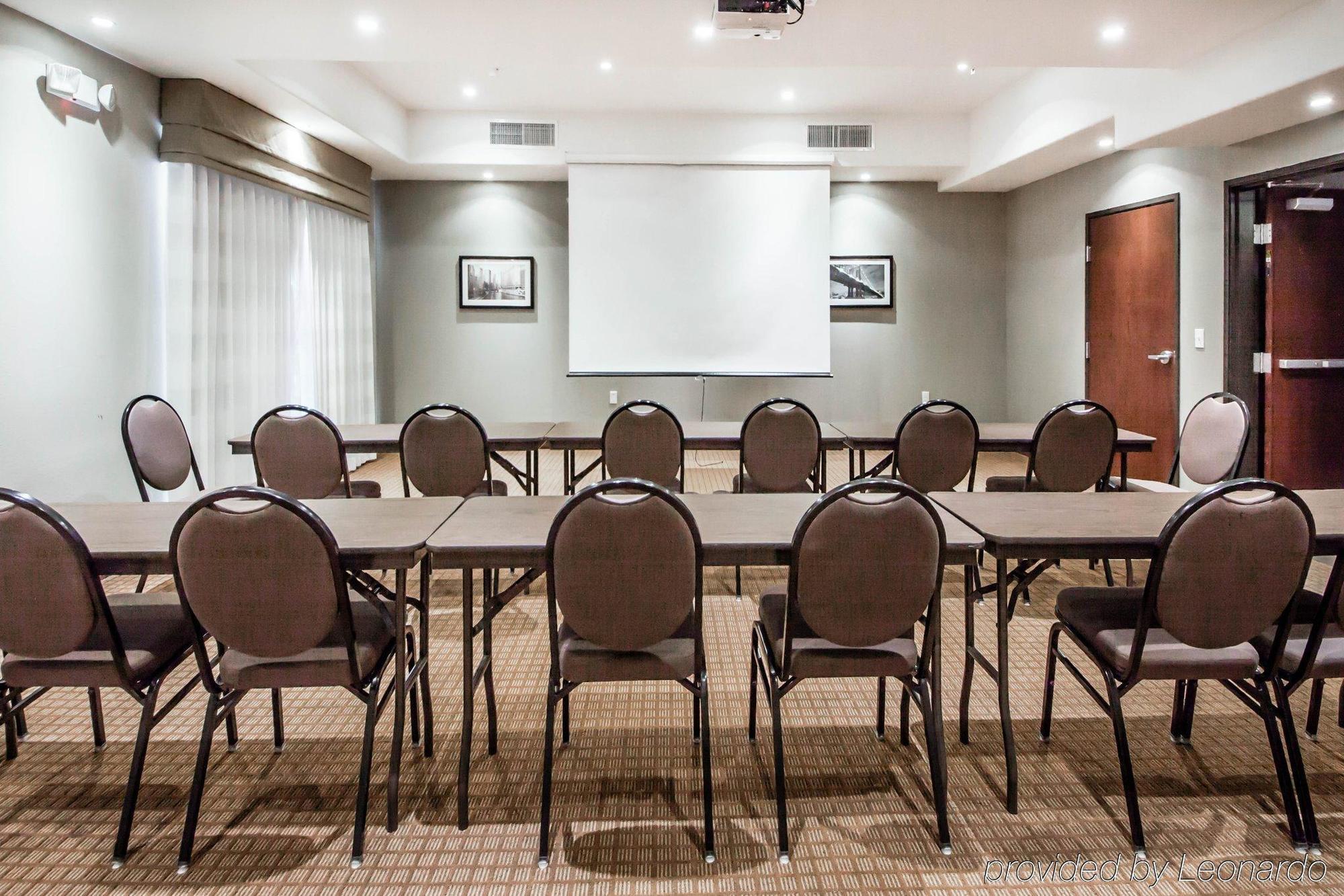 Sleep Inn & Suites Hennessey North Bagian luar foto