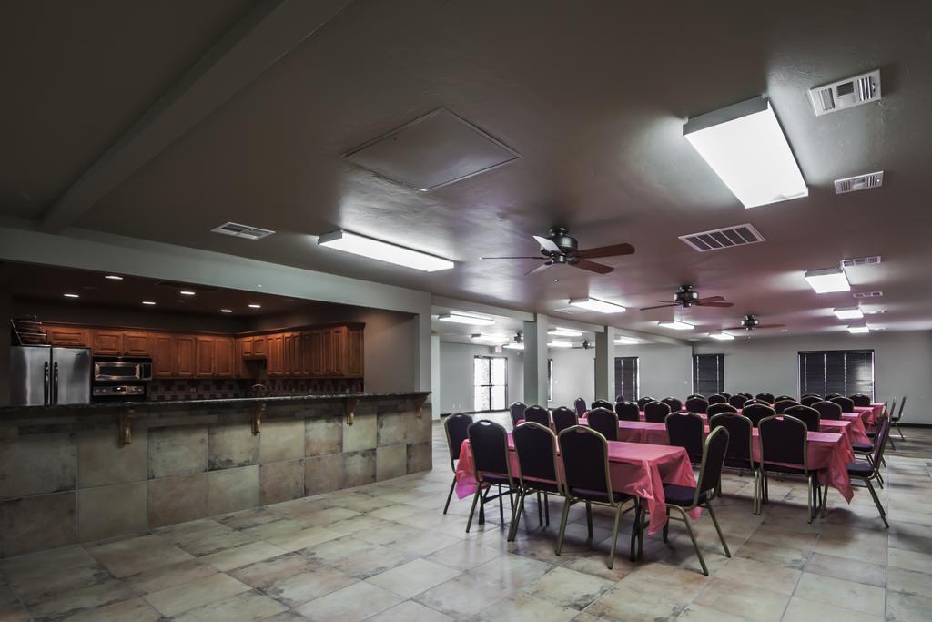Sleep Inn & Suites Hennessey North Bagian luar foto
